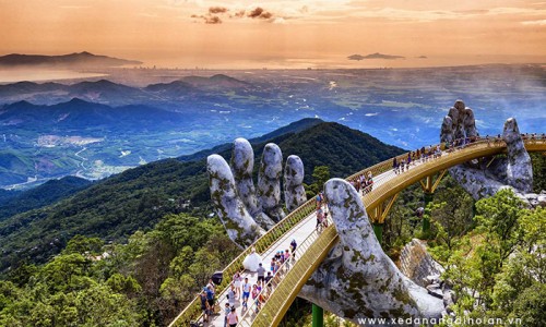 Thuê Xe 4 chỗ Hội An đi Bà Nà Hills Thuê Xe 4 chỗ Hội An đi Bà Nà Hills