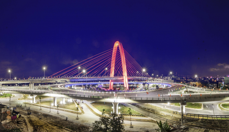Cây cầu huyết mạch giao thông ở Đà Nẵng - Cầu vượt ngã ba Huế