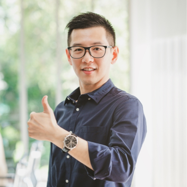 Khách hàng thuê xe tại Hoài Travel