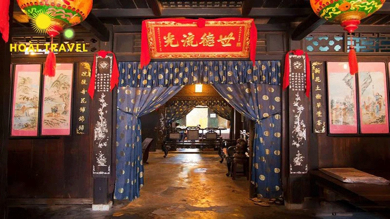 Không gian bên trong nhà cổ