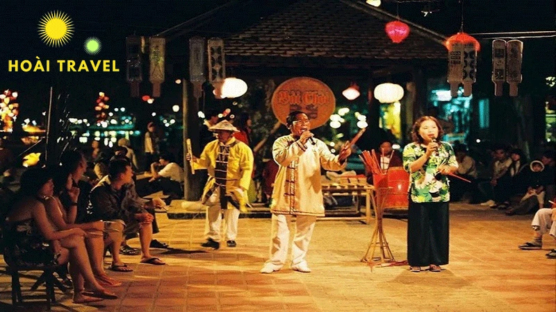 Nghe bài Chòi ở phố cổ