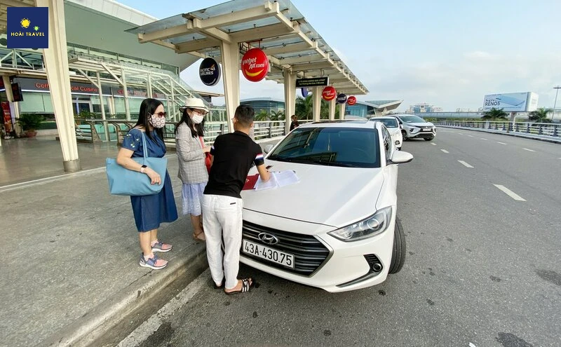 Khi thuê có tài bạn sẽ an tâm, thoải mái vui chơi và đặc biệt bạn không cần phải biết lái xe